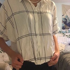 Stripped short sleeve top